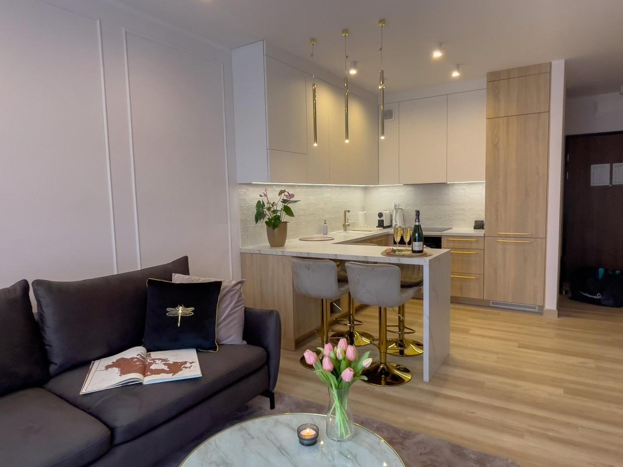 Urban Apartments Luxury Opolska 10 No 29, Free Garage, Self Check-In Katowice Bagian luar foto